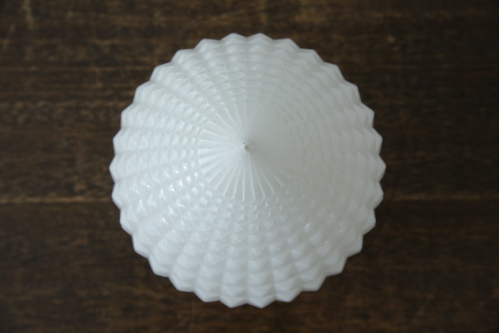 和製アンティーク　大正期　ダイヤモンドポイントが印象的なプレスガラスのウォールライト　(R-085776)