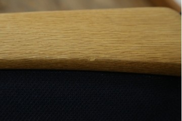 中古　CARL HANSEN & SON(カール・ハンセン&サン)　Hans J. Wegner(ハンス・J・ウェグナー)デザイン CH78　ネックピロー付きママベアチェア(MAMA BEAR CHAIR)　定価約70万円　(R-085777)