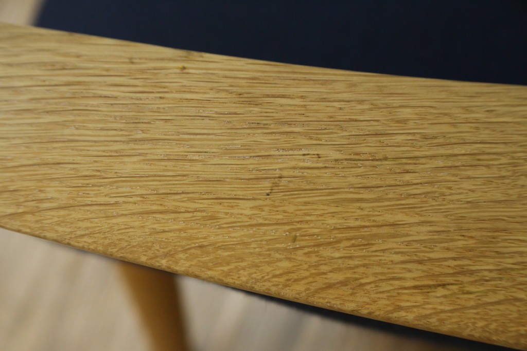 中古　CARL HANSEN & SON(カール・ハンセン&サン)　Hans J. Wegner(ハンス・J・ウェグナー)デザイン CH78　ネックピロー付きママベアチェア(MAMA BEAR CHAIR)　定価約70万円　(R-085777)