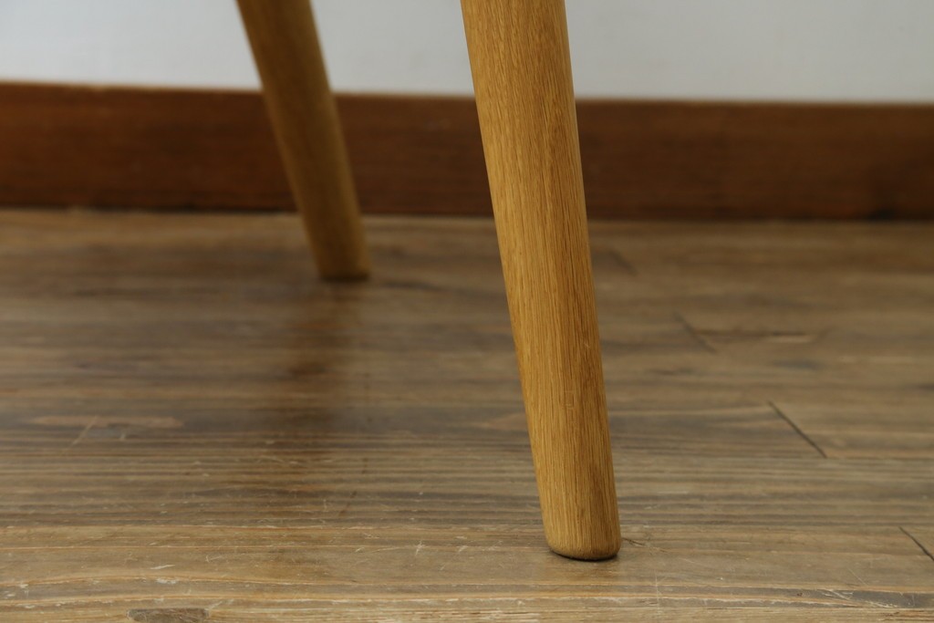 中古　CARL HANSEN & SON(カール・ハンセン&サン)　Hans J. Wegner(ハンス・J・ウェグナー)デザイン CH78　ネックピロー付きママベアチェア(MAMA BEAR CHAIR)　定価約70万円　(R-085777)