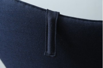 中古　CARL HANSEN & SON(カール・ハンセン&サン)　Hans J. Wegner(ハンス・J・ウェグナー)デザイン CH78　ネックピロー付きママベアチェア(MAMA BEAR CHAIR)　定価約70万円　(R-085777)