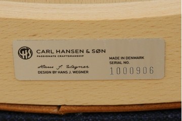 中古　CARL HANSEN & SON(カール・ハンセン&サン)　Hans J. Wegner(ハンス・J・ウェグナー)デザイン CH78　ネックピロー付きママベアチェア(MAMA BEAR CHAIR)　定価約70万円　(R-085777)