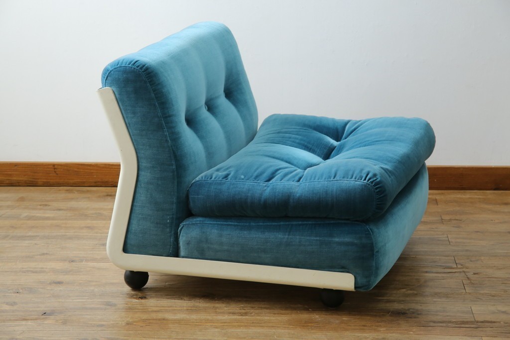 中古　B&B イタリア(Italia)　Mario Bellini(マリオ・ベリーニ)デザイン　Amanta(アマンタ)　ターコイズブルーが美しいモジュラーソファ　(R-085778)