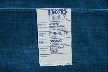 中古　B&B イタリア(Italia)　Mario Bellini(マリオ・ベリーニ)デザイン　Amanta(アマンタ)　ターコイズブルーが美しいモジュラーソファ　(R-085778)