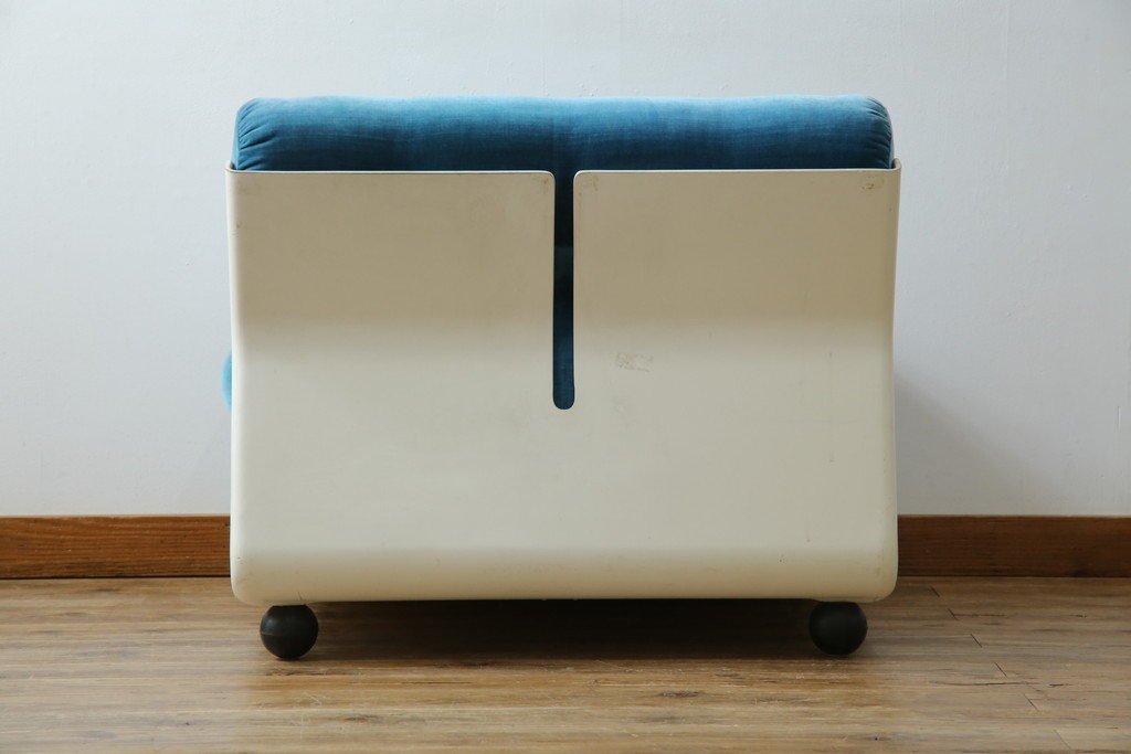 中古　B&B イタリア(Italia)　Mario Bellini(マリオ・ベリーニ)デザイン　Amanta(アマンタ)　ターコイズブルーが美しいモジュラーソファ　(R-085778)