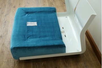 中古　B&B イタリア(Italia)　Mario Bellini(マリオ・ベリーニ)デザイン　Amanta(アマンタ)　ターコイズブルーが美しいモジュラーソファ　(R-085778)