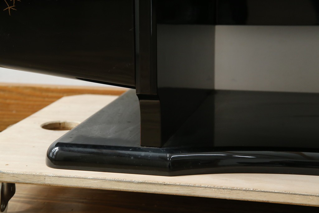 中古　美品　輪島塗り　花に雀の図が描かれた三面鏡台とスツールのセット　定価約180万円　(R-085780)