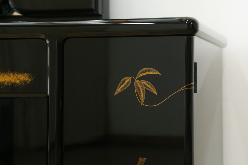 中古　美品　輪島塗り　花に雀の図が描かれた三面鏡台とスツールのセット　定価約180万円　(R-085780)