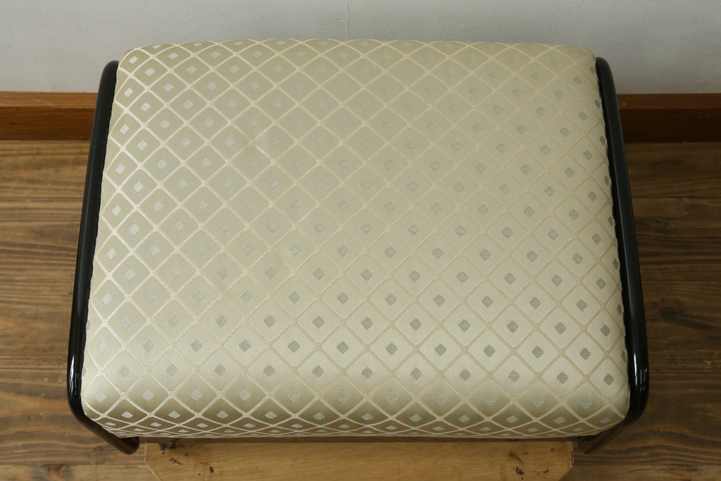 中古　美品　輪島塗り　花に雀の図が描かれた三面鏡台とスツールのセット　定価約180万円　(R-085780)