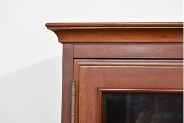 中古　美品　希少な廃番品　maruni(マルニ木工)　地中海ロイヤルシリーズ(ROYAL)　ゴールドの取手と面取り加工が上品なサイドボード　定価30万円相当　(R-085782)