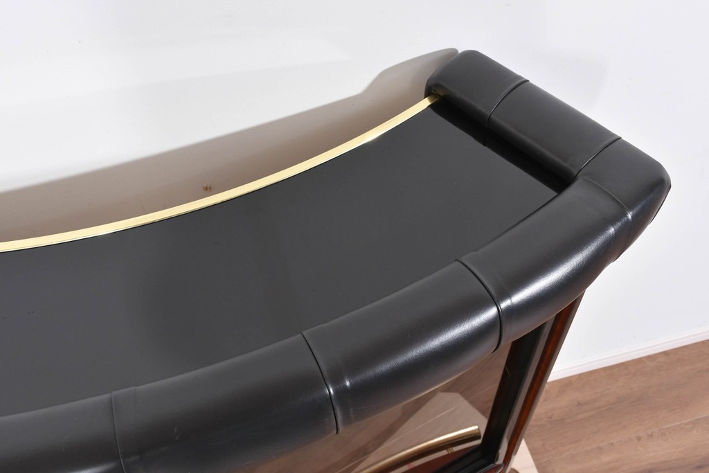 スペインヴィンテージ　希少!!　モダンデザイン　優雅なカーブラインが目を引くバーカウンター　(R-085783)