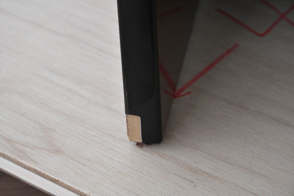 スペインヴィンテージ　希少!!　モダンデザイン　優雅なカーブラインが目を引くバーカウンター　(R-085783)