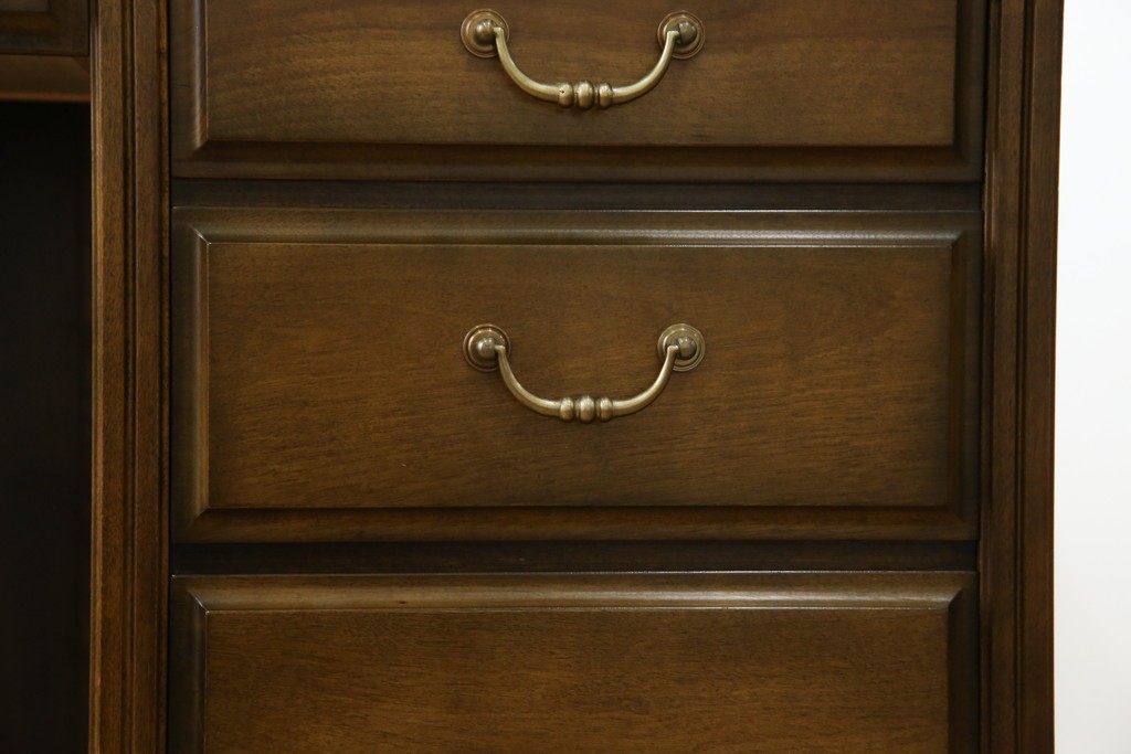 中古　職人手作り　高級品　府中家具　重厚な意匠のプレジデントデスク　定価推定約40万円　(R-085784)