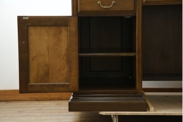 中古　職人手作り　高級品　府中家具　重厚な意匠のプレジデントデスク　定価推定約40万円　(R-085784)