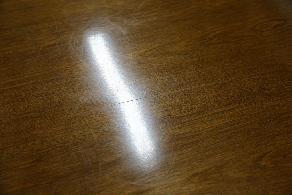 中古　職人手作り　高級品　府中家具　重厚な意匠のプレジデントデスク　定価推定約40万円　(R-085784)