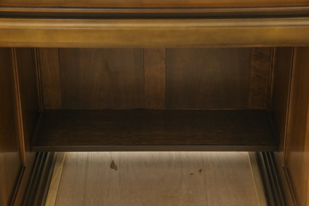 中古　職人手作り　高級品　府中家具　重厚な意匠のプレジデントデスク　定価推定約40万円　(R-085784)