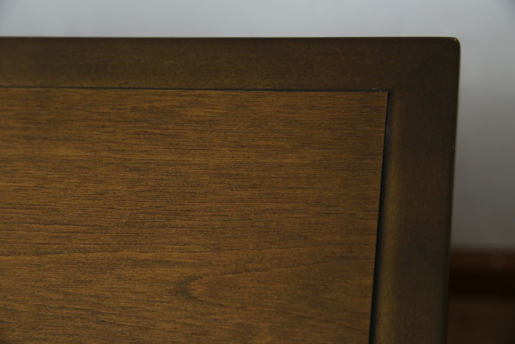 中古　職人手作り　高級品　府中家具　重厚な意匠のプレジデントデスク　定価推定約40万円　(R-085784)