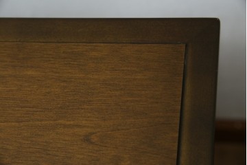 中古　職人手作り　高級品　府中家具　重厚な意匠のプレジデントデスク　定価推定約40万円　(R-085784)