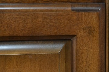 中古　職人手作り　高級品　府中家具　重厚な意匠のプレジデントデスク　定価推定約40万円　(R-085784)