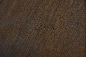 中古　職人手作り　高級品　府中家具　重厚な意匠のプレジデントデスク　定価推定約40万円　(R-085784)