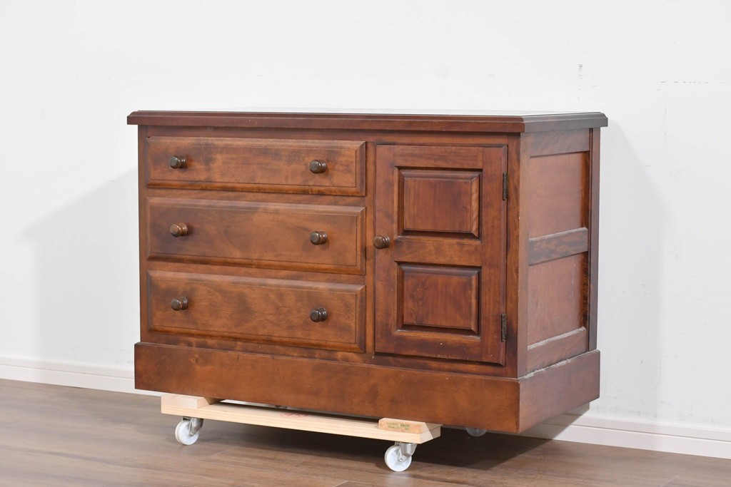 中古　九州民芸家具　温かな木味が暮らしに寄り添う味わい深いチェスト(ドレッシングチェスト)　(R-085785)