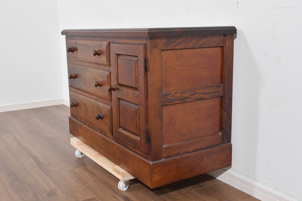 中古　九州民芸家具　温かな木味が暮らしに寄り添う味わい深いチェスト(ドレッシングチェスト)　(R-085785)