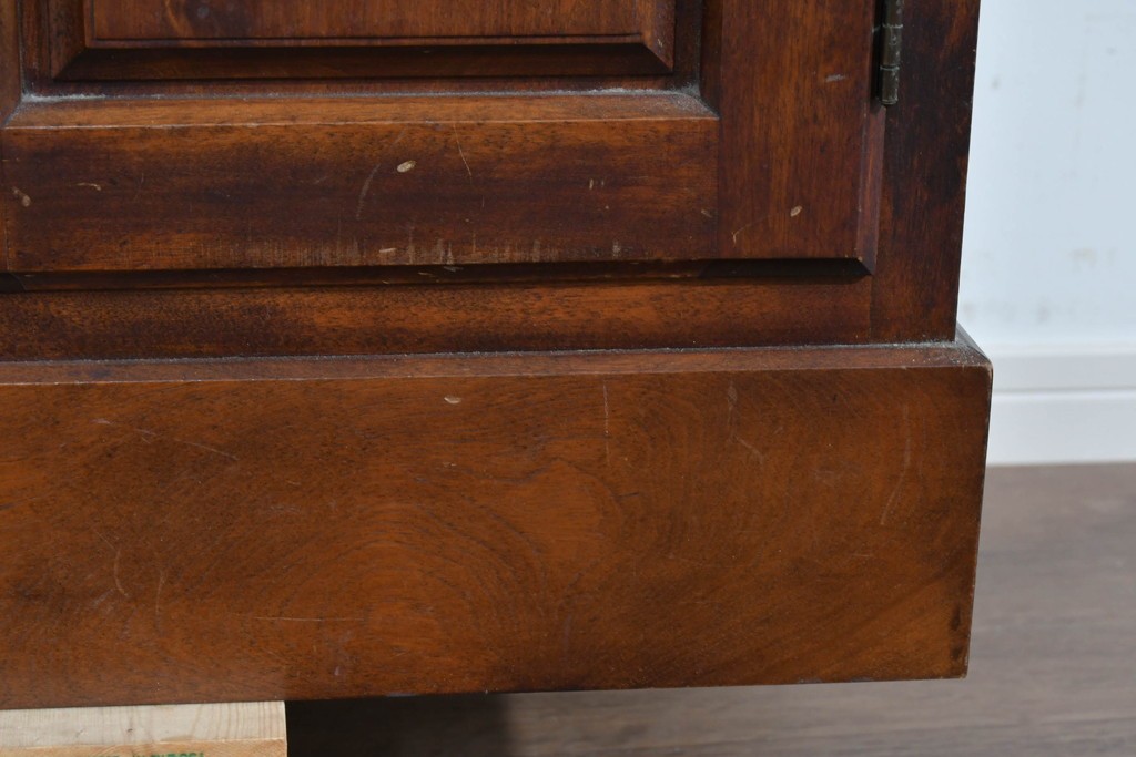 中古　九州民芸家具　温かな木味が暮らしに寄り添う味わい深いチェスト(ドレッシングチェスト)　(R-085785)