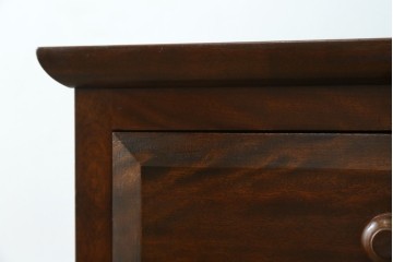 中古　美品　松本民芸家具　端正な箱型フォルムと深みのある色合いが魅力の四段チェスト　定価約16万円　(R-085786)