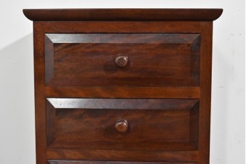 中古　美品　松本民芸家具　落ち着いた濃色の佇まいが魅力の四段チェスト　定価約16万円　(R-085786)