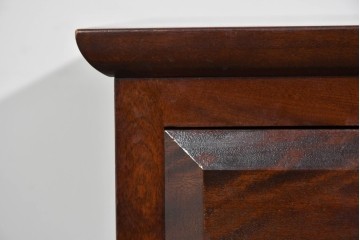 中古　美品　松本民芸家具　落ち着いた濃色の佇まいが魅力の四段チェスト　定価約16万円　(R-085786)