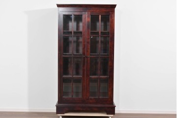 中古　美品　九州民芸家具　格子入りガラス扉が印象的な落ち着きのあるブックケース　定価約70万円　(R-085787)