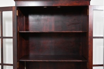 中古　美品　九州民芸家具　格子入りガラス扉が印象的な落ち着きのあるブックケース　定価約70万円　(R-085787)