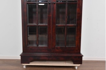 中古　美品　九州民芸家具　格子入りガラス扉が印象的な落ち着きのあるブックケース　定価約70万円　(R-085787)