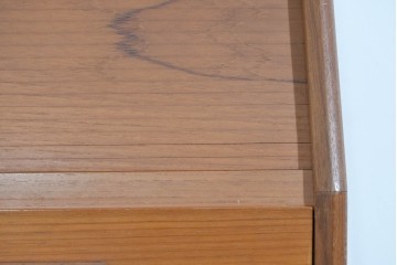 《台輪取り付け加工費込み》デンマークヴィンテージ　ベルンハルト・ペダーセン(Bernh.Pedersen&Son)社　チーク材　蛇腹タイプのシャッター扉が特徴のライティングビューロー　(R-085788)