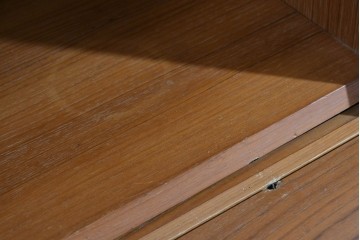 《台輪取り付け加工費込み》デンマークヴィンテージ　ベルンハルト・ペダーセン(Bernh.Pedersen&Son)社　チーク材　蛇腹タイプのシャッター扉が特徴のライティングビューロー　(R-085788)