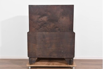 イギリスアンティーク　オーク材　手の込んだ彫刻装飾が印象的なレザートップのライティングビューロー　(R-085789)