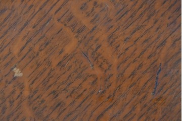 イギリスアンティーク　オーク材　手の込んだ彫刻装飾が印象的なレザートップのライティングビューロー　(R-085789)