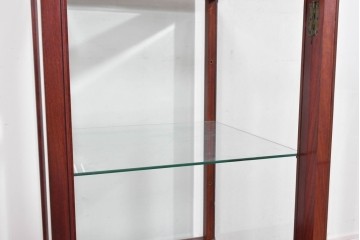 アジアンヴィンテージ　花梨(カリン)材　お部屋に取り入れやすいシンプルなコレクションケース　(R-085790)