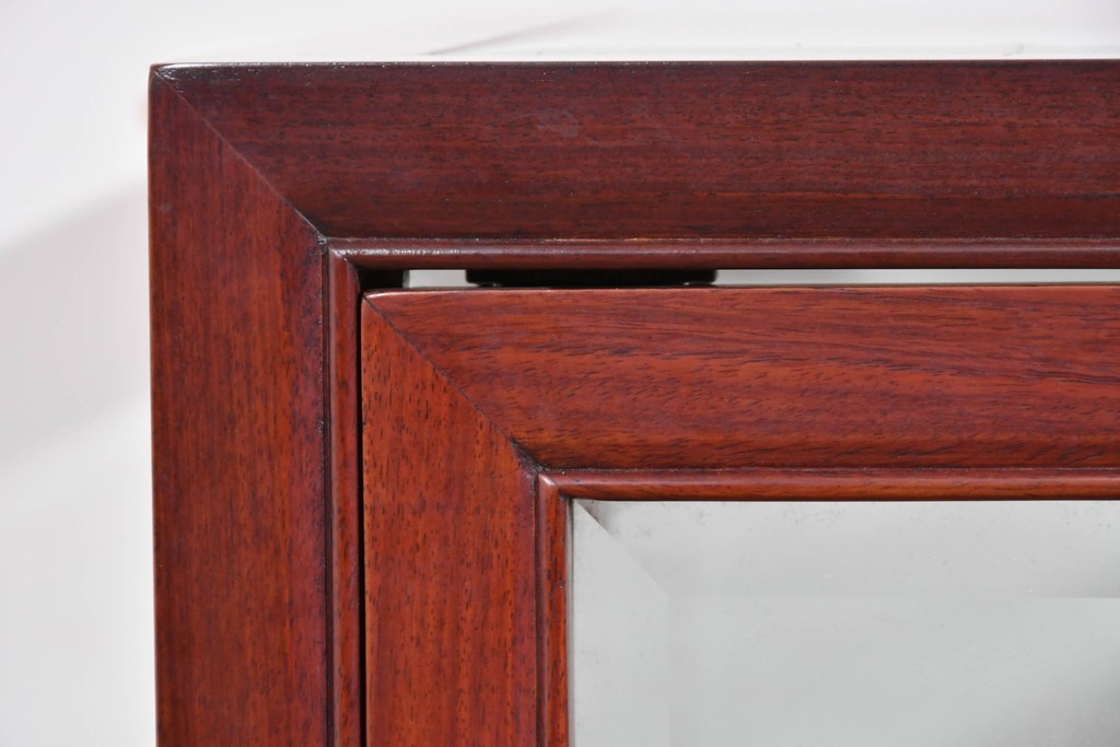 アジアンヴィンテージ　花梨(カリン)材　お部屋に取り入れやすいシンプルなコレクションケース　(R-085790)