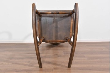 和製ヴィンテージ　廃盤品の希少なハイエンドモデル!!　飛騨産業　キツツキ　楢(ナラ)材　曲線美と丁寧な仕上げが光るロッキングチェア　(R-085792)