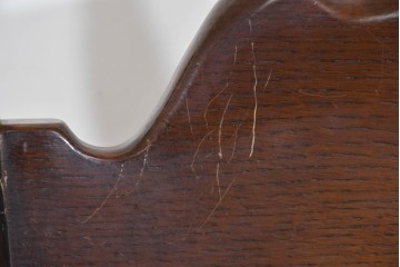 和製ヴィンテージ　廃盤品の希少なハイエンドモデル!!　飛騨産業　キツツキ　楢(ナラ)材　曲線美と丁寧な仕上げが光るロッキングチェア　(R-085792)