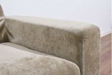 中古　美品　CRASH GATE(クラッシュゲート)　コーデュロイ生地のゆったりとした2.5人掛けソファ　(R-085794)