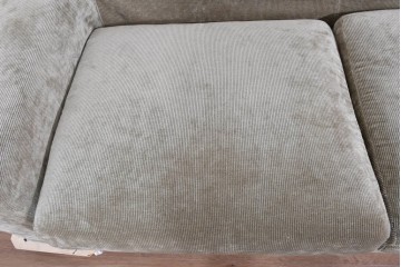 中古　美品　CRASH GATE(クラッシュゲート)　コーデュロイ生地のゆったりとした2.5人掛けソファ　(R-085794)