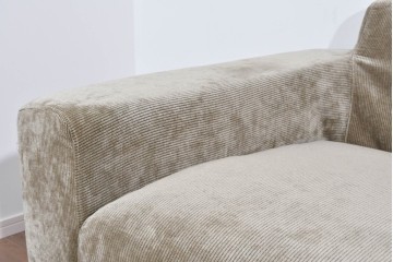 中古　美品　CRASH GATE(クラッシュゲート)　コーデュロイ生地のゆったりとした2.5人掛けソファ　(R-085794)