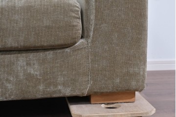 中古　美品　CRASH GATE(クラッシュゲート)　コーデュロイ生地のゆったりとした2.5人掛けソファ　(R-085794)