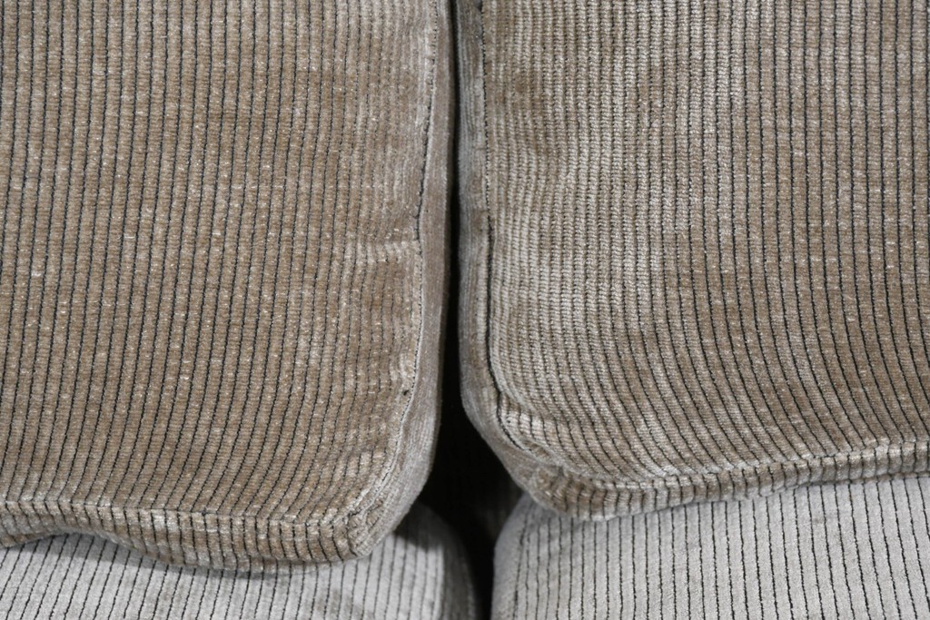 中古　美品　CRASH GATE(クラッシュゲート)　コーデュロイ生地のゆったりとした2.5人掛けソファ　(R-085794)