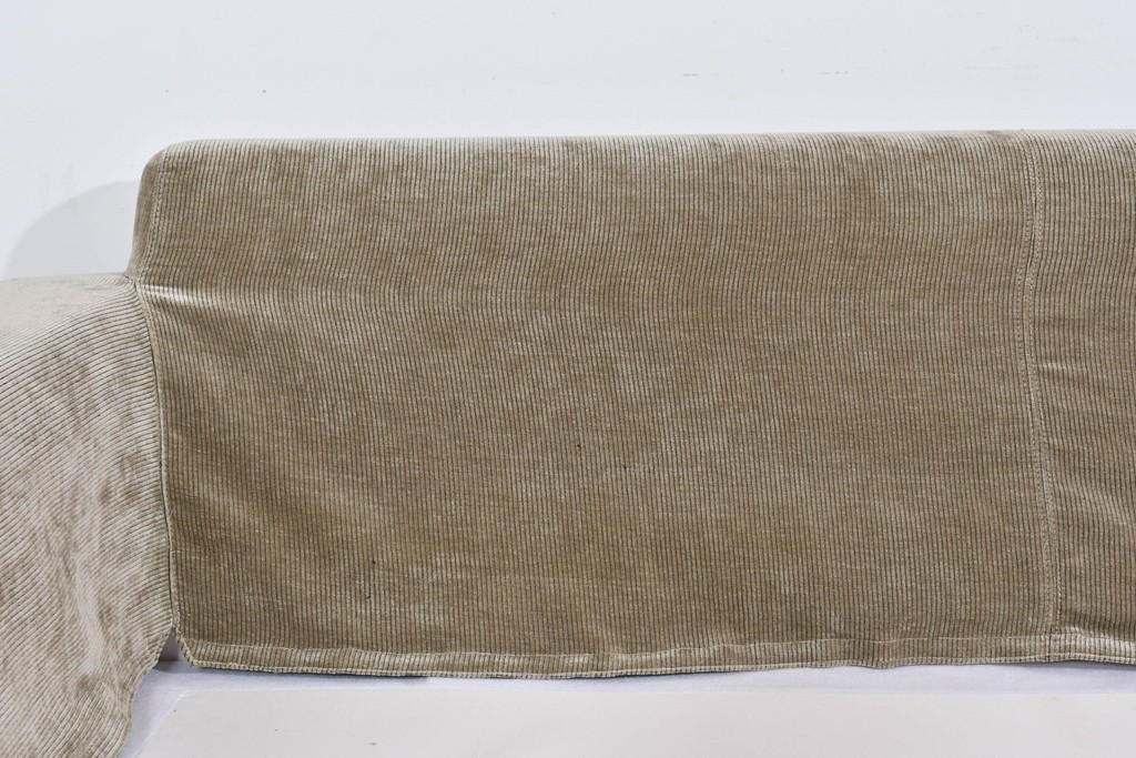 中古　美品　CRASH GATE(クラッシュゲート)　コーデュロイ生地のゆったりとした2.5人掛けソファ　(R-085794)