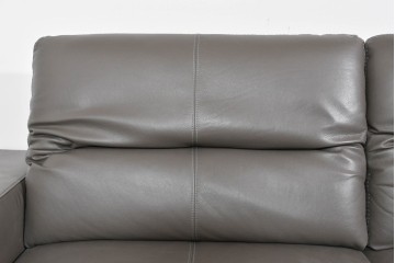 中古　超美品(短期間使用品)　BoConcept(ボーコンセプト)　Hampton(ハンプトン)　上質な本革張りの2.5人掛けソファ　定価約109万円　(R-085795)