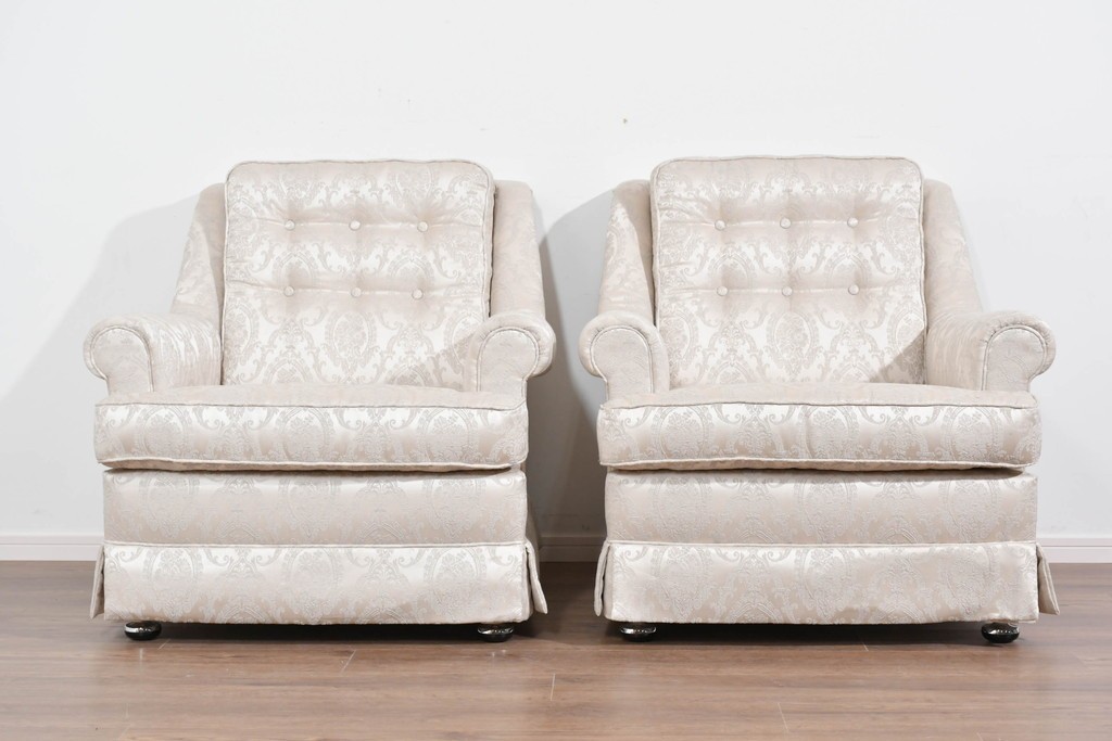 中古　超美品　特注品　国産職人手作り　某上場企業会長邸放出品　上品なダマスク織生地が華やかなドレクセル風の一人掛けソファ2脚　製作費(1脚)約50万円　(R-085796)