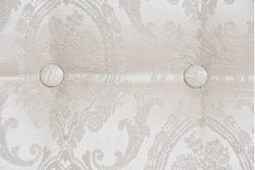 中古　超美品　特注品　国産職人手作り　某上場企業会長邸放出品　上品なダマスク織生地が華やかなドレクセル風の一人掛けソファ2脚　製作費(1脚)約50万円　(R-085796)